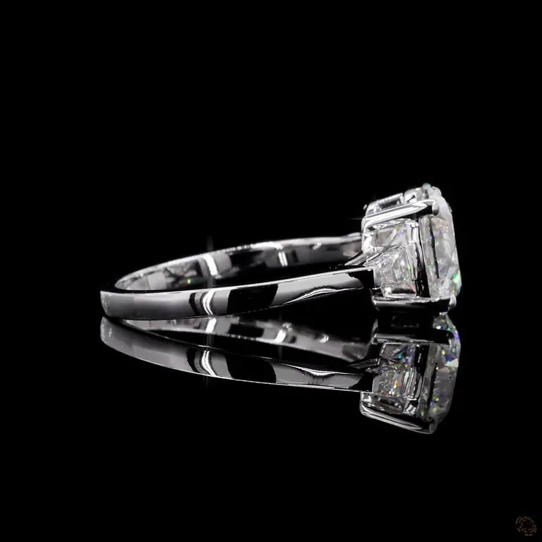 Verlobungsring 18 Karat Weißgold mit Diamant – NOOR 016