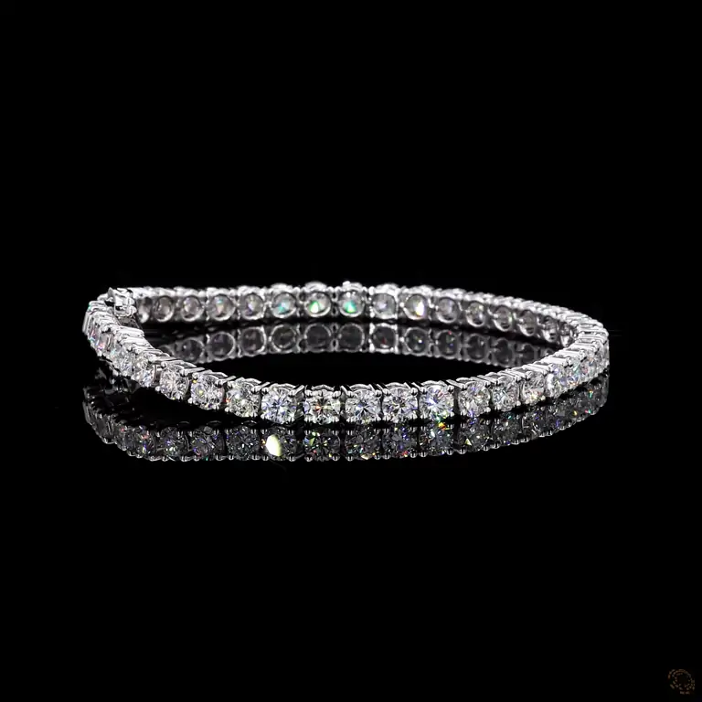 Tennisarmband KARNAK 011 – 14 Karat Gold mit Diamanten | Weißgold, Gelbgold oder Roségold | Tennis Bracelet KARNAK 011 – 14K Gold with Diamonds | White Gold, Yellow Gold or Rose Gold