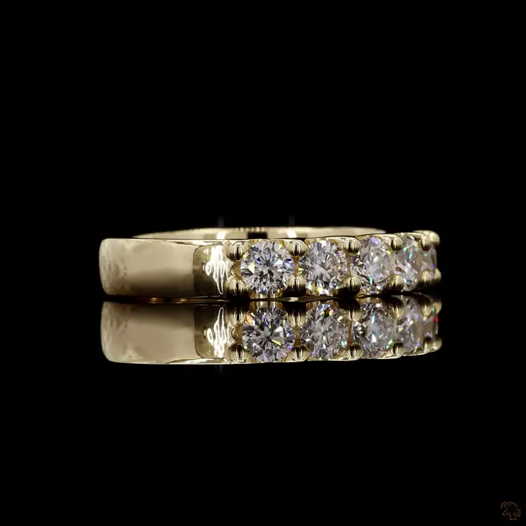 Diamantring 14 Karat Gelb- oder Weißgold mit Diamanten – LUXOR 101